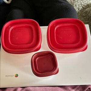 3 small Rubbermaid Red/Burgundy Storage Containers w/ lids 6pcs total
